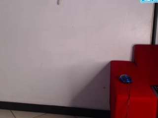 le modèle bubbles696 est en webcam porno dans un show sur le site camsoda, il possède les tags suivants: teen 18,young adult