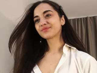 MiaPerry