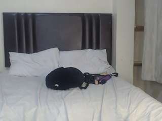 mintiess live cam preview