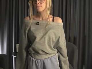RoxyStroh
