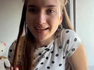 Mia live cam preview