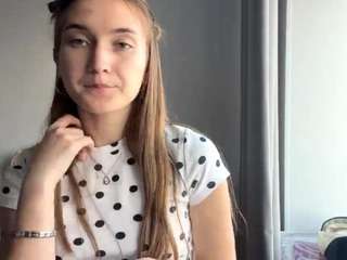 Mia live cam preview