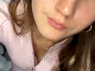 Mia live cam preview
