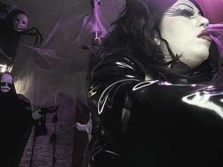 madame-obsidian1