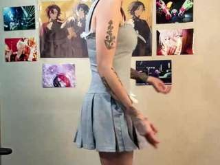 NikkiOrea live cam preview