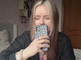 LynetteHuebschman live cam preview