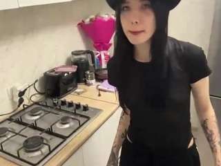 debravanalstyne's live room