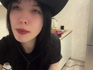 Debravanalstyne's live stream