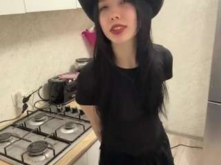 DebraVanalstyne live cam preview