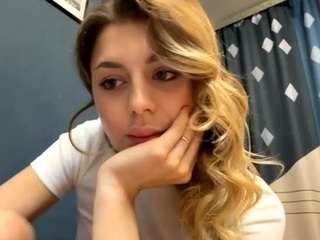 TarynWaterhouse live cam preview