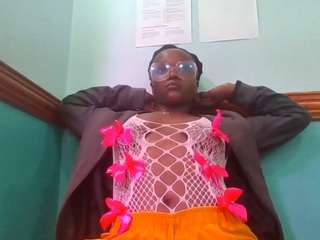 nellydarkchocolate