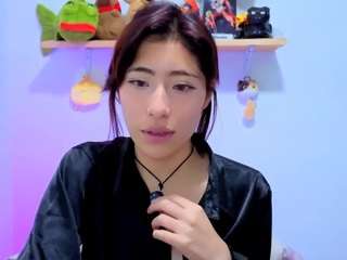 sullyoonn Live Webcam on CamSoda