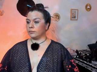 martina-foxy01