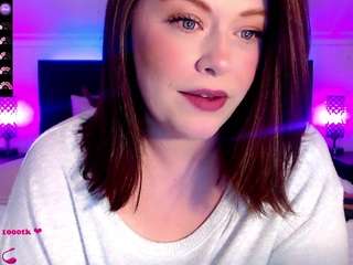 crystalcream Live Webcam on CamSoda