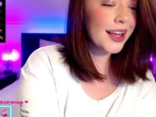 crystalcream's CamSoda show and profile