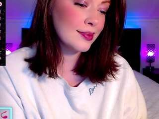 crystalcream's CamSoda show and profile