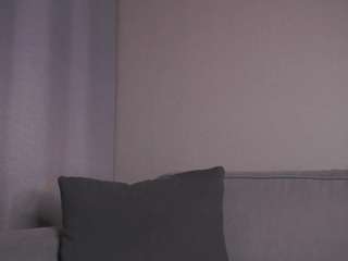 SilvanaPeddie live cam preview