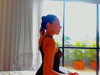 anierouse Live Webcam on CamSoda