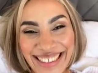 Live webcam model anierouse on Soda Cams