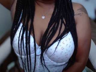 selena42 webcam