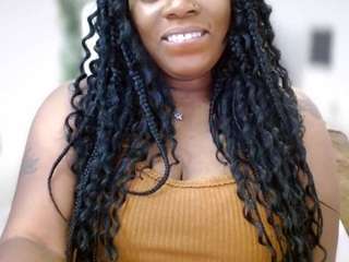 selena42 from CamSoda is Freechat