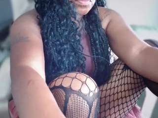 selena42 live webcam show