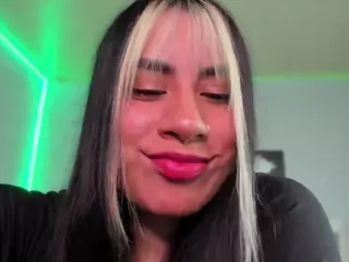 NiniRestrepo's Live Sex Cam Show