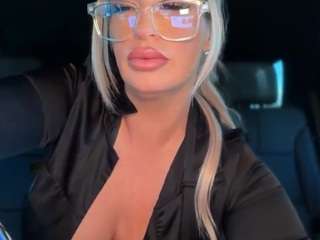 tiffanyfoxxx88 webcam model