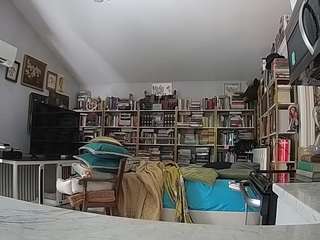 このモデルは現在ライブ中です。 voyeurcam-bridgetleewalters-02