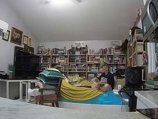voyeurcam-bridgetleewalters-02