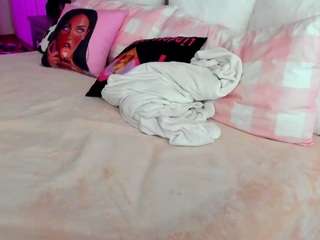 mileenakane Live Webcam on CamSoda