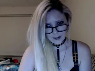 NinaLee's Live Sex Cam Show