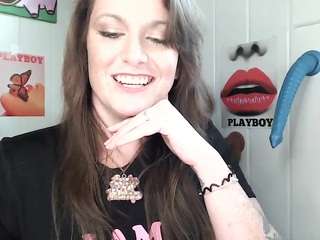 emberrayne Live Webcam on CamSoda