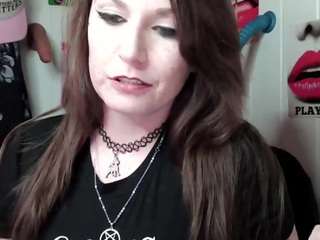 Live webcam model emberrayne on Soda Cams