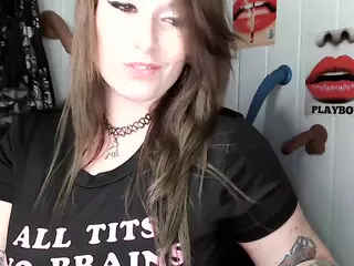 Lady the Tramp's Live Sex Cam Show