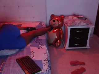 sashakorny99's Live Sex Cam Show