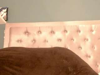 Live cam show with oriana