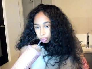 giannalove Live Webcam on CamSoda