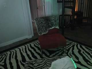 Eleven PM live cam