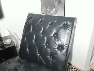 Eleven PM live cam preview