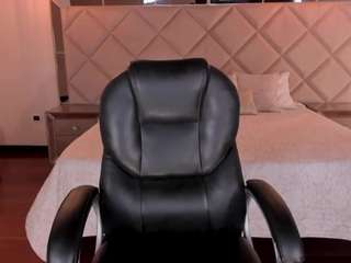 laylascarlett webcam