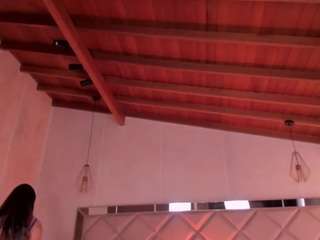 laylascarlett's CamSoda show and profile