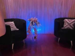 laylascarlett's CamSoda show and profile