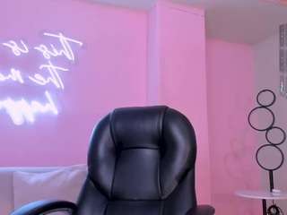 laylascarlett webcam