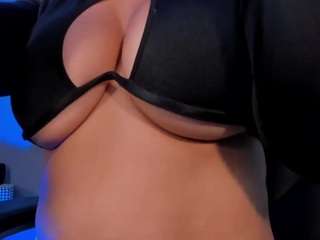 laylascarlett
