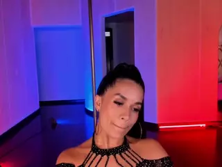 Bianca Pierce's Live Sex Cam Show