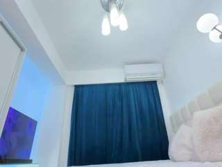 scarletandtom Live Webcam on CamSoda