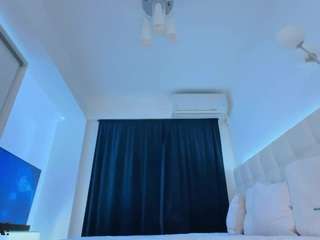 scarletandtom Live Webcam on {site_name}