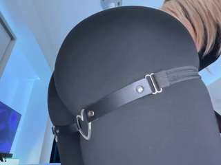 scarletandtom Live Webcam on CamSoda