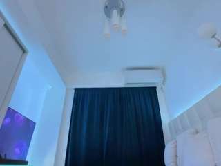 scarletandtom Live Webcam on CamSoda